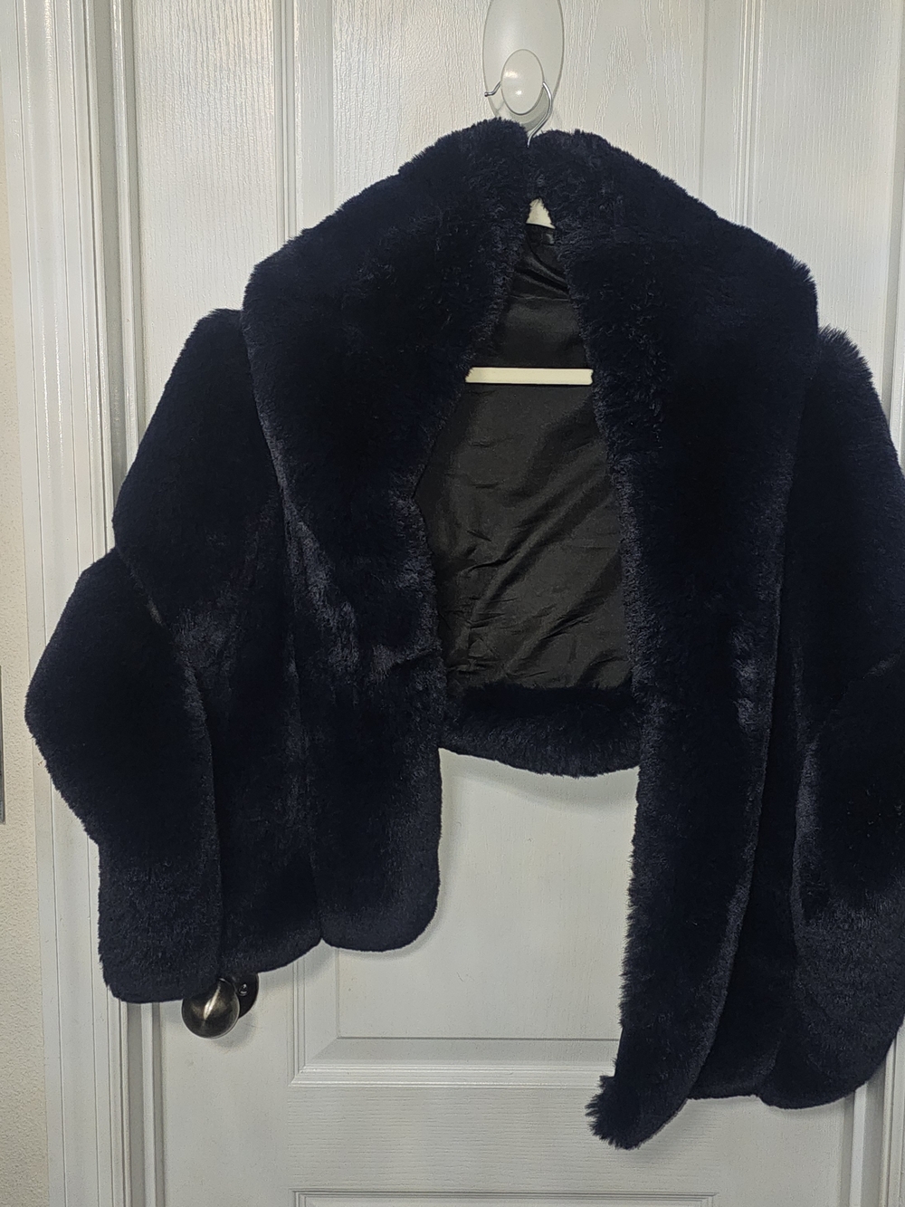 Faux Fur Cropped Shawl Coat